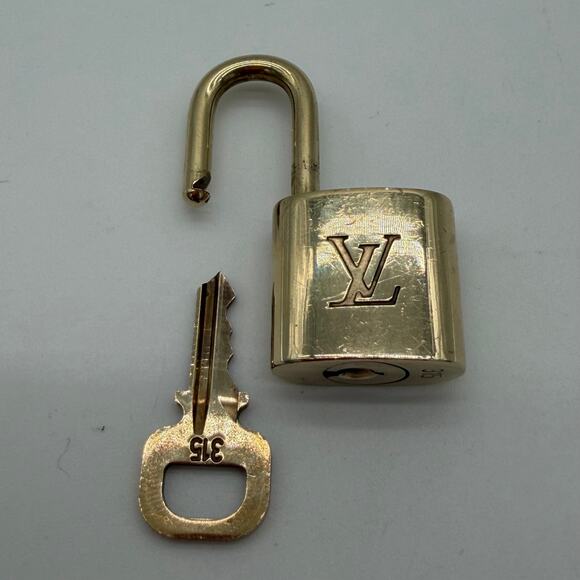 LOUIS VUITTON PadLock Lock & Key Brass Gold Authentic Number 315 Designer - Picture 3 of 5